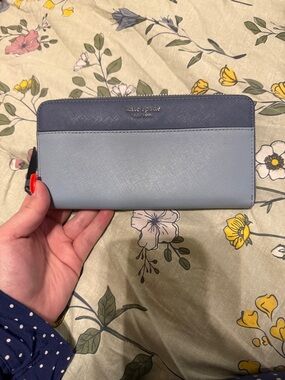 kate spade Two-Tone Light Blue and Navy Saffiano Zip Wallet